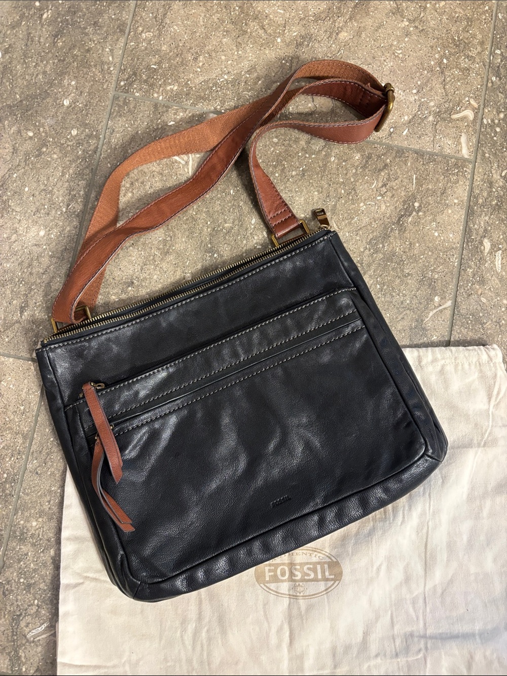 Fossil convertible crossbody, black leather